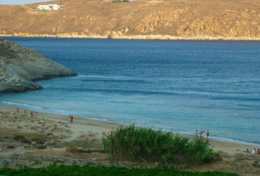 Serifos-home-location-nest